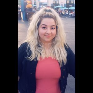 Meet your Posher, April